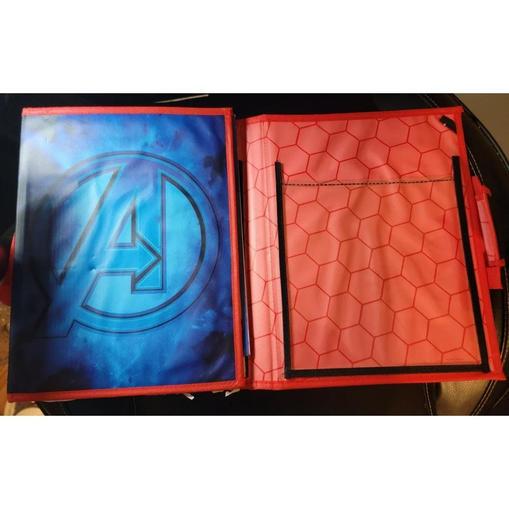 2022 Marvel Bendon Avengers Tri Fold Storage Case School Binder With Handles